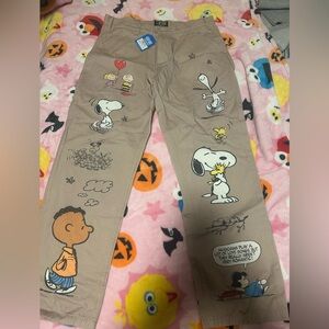 AUTHENTIC Market x Peanuts Snoopy Senior Khaki Pants